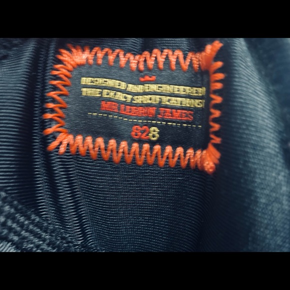 Lebron Space Yams 8s size 13 - Picture 4 of 5